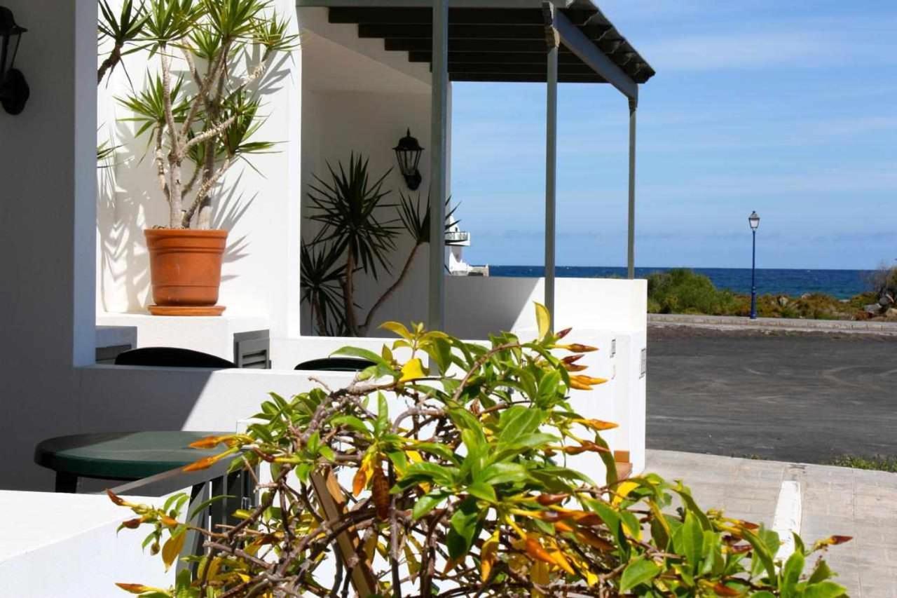 Apartamentos El Charcon Arrieta  Esterno foto